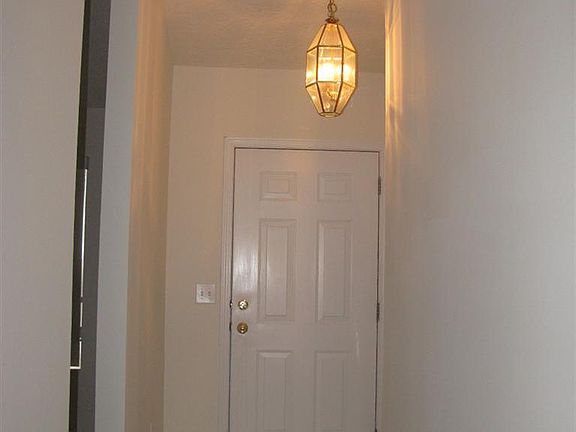 2nd image of 7980 Birchwood Ct