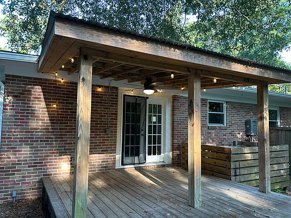 Rear Covered Porch and Sun Deck