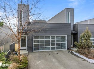 1382 Northbluff Dr #4B, Anchorage, AK 99501