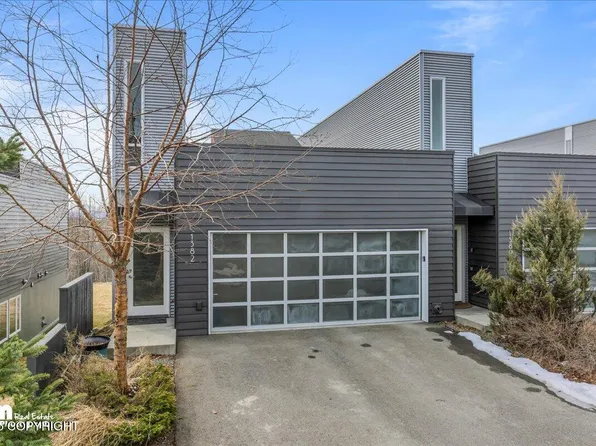 1382 Northbluff Dr #4B, Anchorage, AK 99501