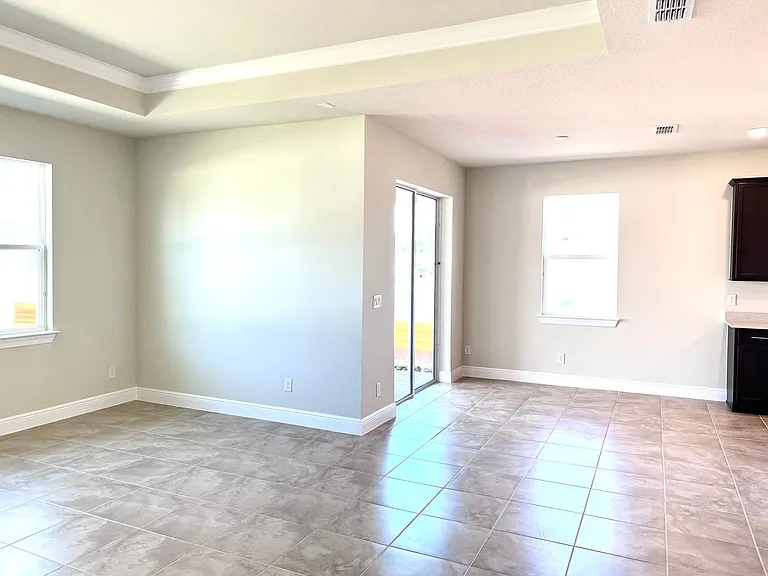 4392 Foggy Oak Ln — Photo 7