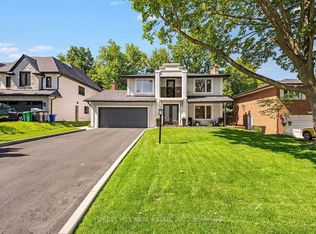 3582 Gallager Dr, Mississauga, ON L5C2N6