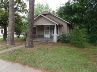 320 S College St, Siloam Springs, AR 72761