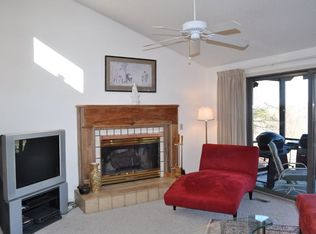 4 Edna Oaks Rd, Hendersonville, NC 28792