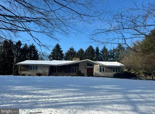4377 Astor Dr, Orefield, PA 18069