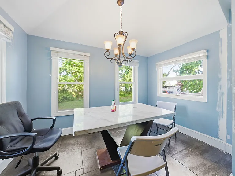 356 Cedar Ave — Photo 8