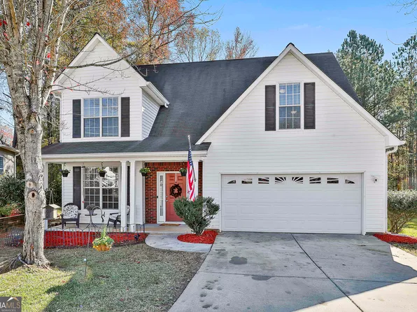 409 Saint Dunstans Ct, Peachtree City, GA 30269