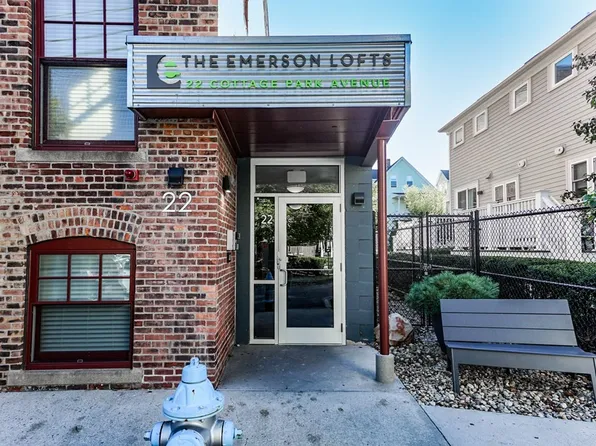 22 Cottage Park Ave Unit 15, Cambridge, MA 02140