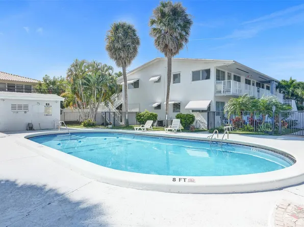 2000 NE 51st Court #205, Fort Lauderdale, FL 33308