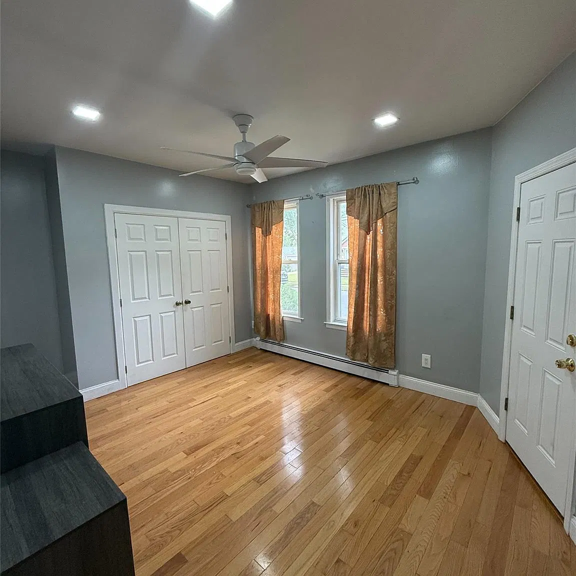 2 bed, 1.0 bath, 1000 sqft, $2,800 — Photo 3