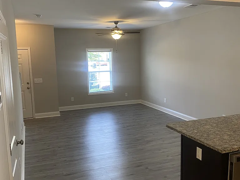 3552 Texas Rd #H — Photo 3