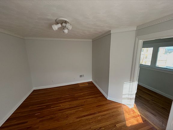 3rd image of 528 Ferry St Floor 2
