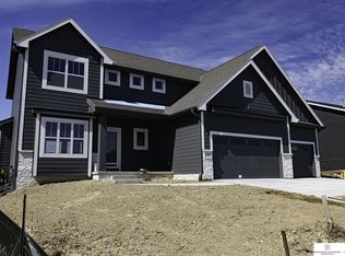 7808 S 195th St, Gretna, NE 68028