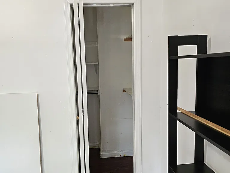 108 Sussex St #2 — Photo 8