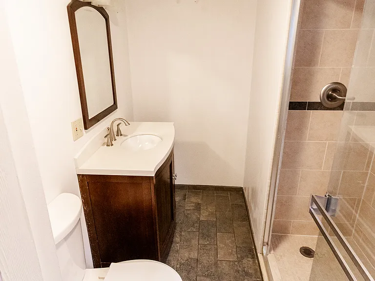 6915-6917 N Philadelphia Ave #6915 — Photo 5