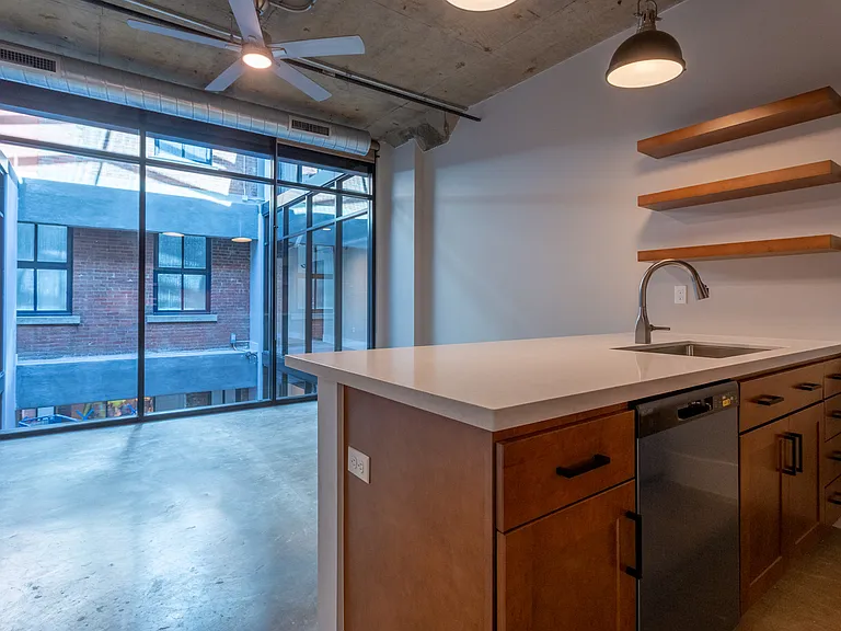 Kretschmer Lofts — Photo 32
