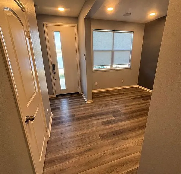 7819 Paxton Pl — Photo 9
