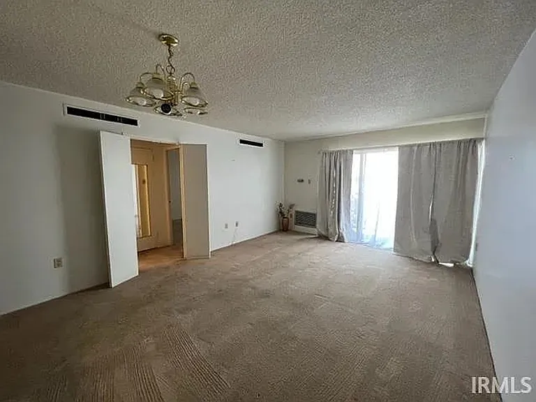 1100 Erie Ave #605 — Photo 17
