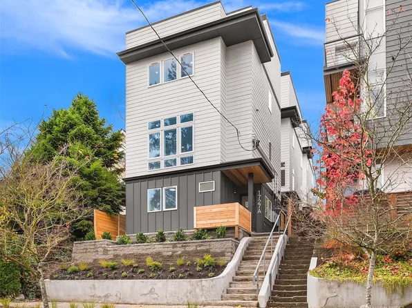 1727 25th Avenue #C, Seattle, WA 98112