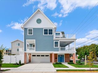 222 N Benson Ave, Margate City, NJ 08402