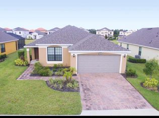 2220 Victoria Dr, Davenport, FL 33837