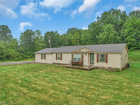 4th image of 14090 Glenwood Ln