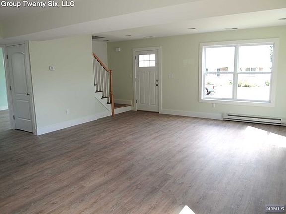 2nd image of 9-02 Mitchell Pl