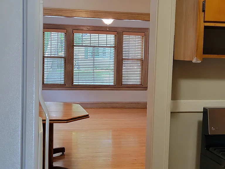 4409 Nokomis Ave — Photo 64