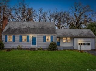 44 Wyndwood Rd, Farmington, CT 06032