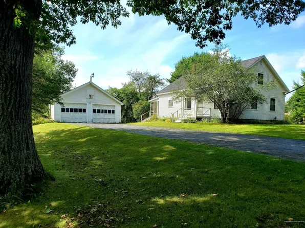 110 Lebanon Rd, Winterport, ME 04496
