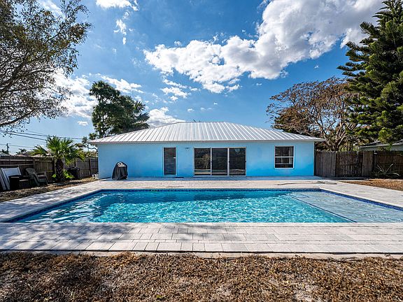5th image of 4334 SW Calah Circle