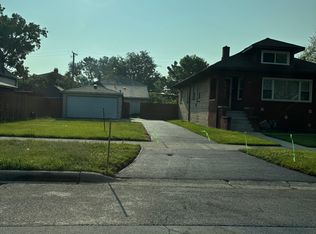 2119 S 6th Ave, Maywood, IL 60153
