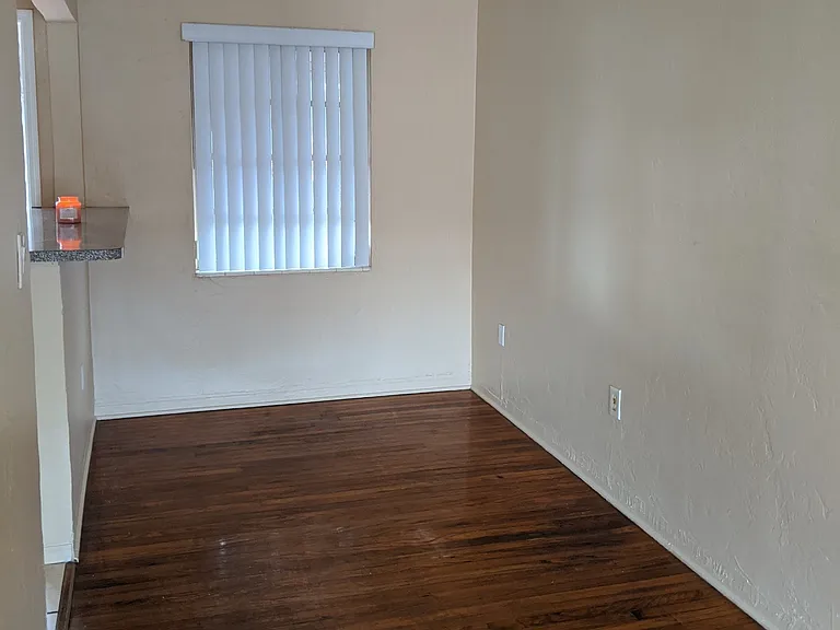 2741 SW 34th Ct — Photo 9