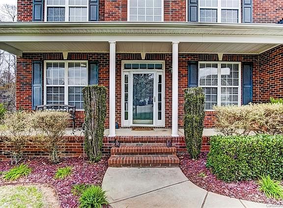 2nd image of 150 Winter Flake Dr