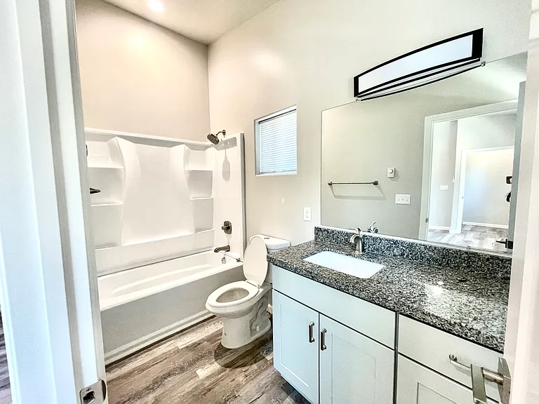 720 N Walnut St #8 — Photo 19