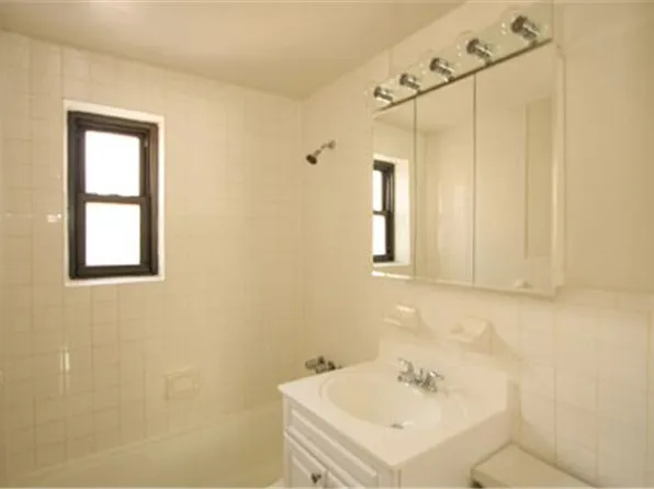 204-06 43rd Avenue image 4 of 6