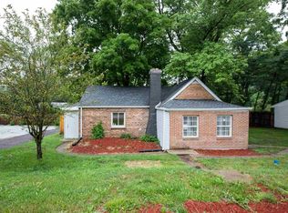 52025 Hollyhock Rd, South Bend, IN 46637