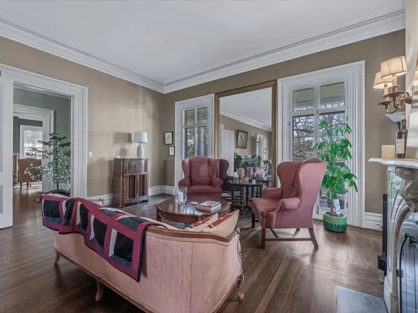 236-02 Forest Road image 8 of 23