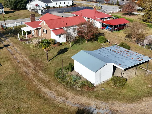 235 Iris Bryant Rd, Erwin, NC 28339