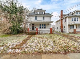 836 Dayton St, Akron, OH 44310