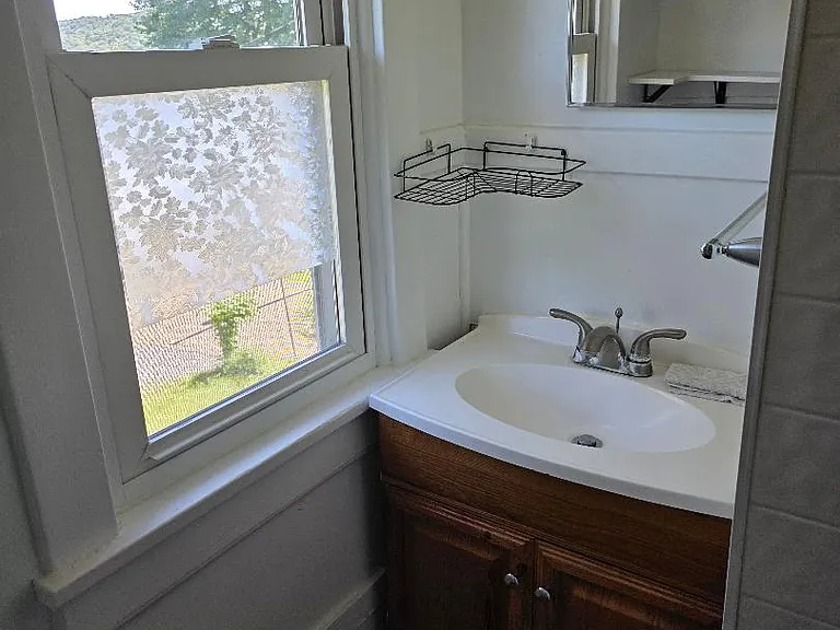 425 Mount Vernon Ave — Photo 7
