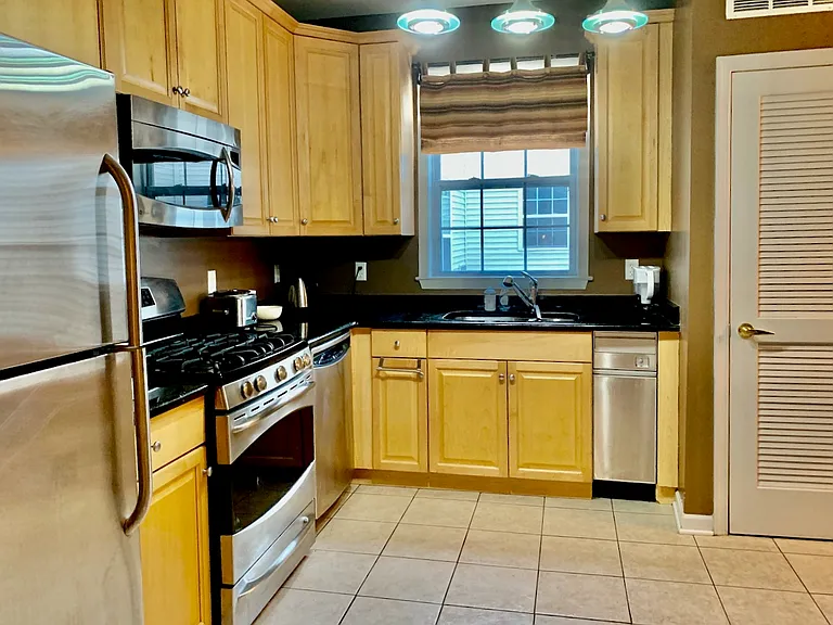 200 Dey St #257 — Photo 8