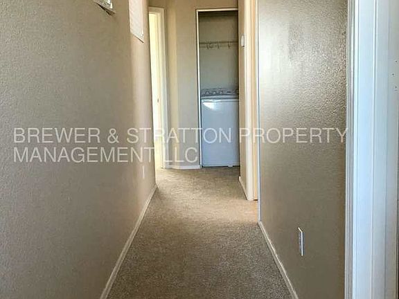 5th image of 9025 E Glade Ave