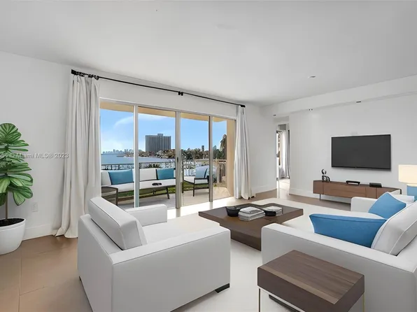 11111 Biscayne Blvd #305, Miami, FL 33181