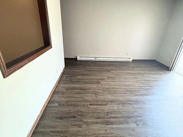 Find Your Next Home At One Oak Place — Photo 33