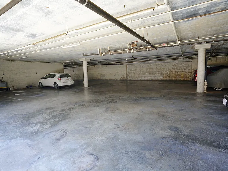Fair Oaks 1471 — Photo 18