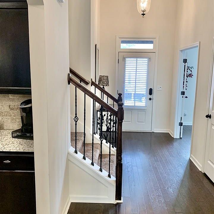 1st image of 138 Blackstone Ct