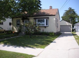 1310 Grand Ave, Manitowoc, WI 54220