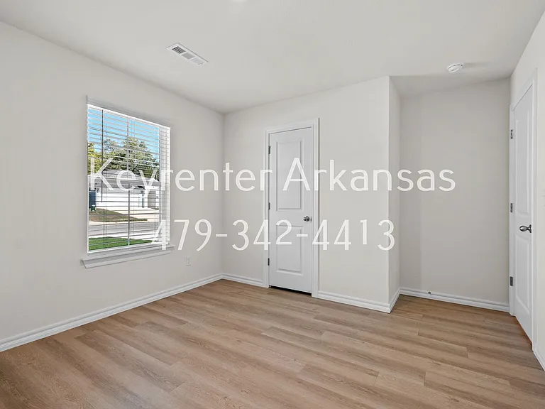 1317 Bates St — Photo 20