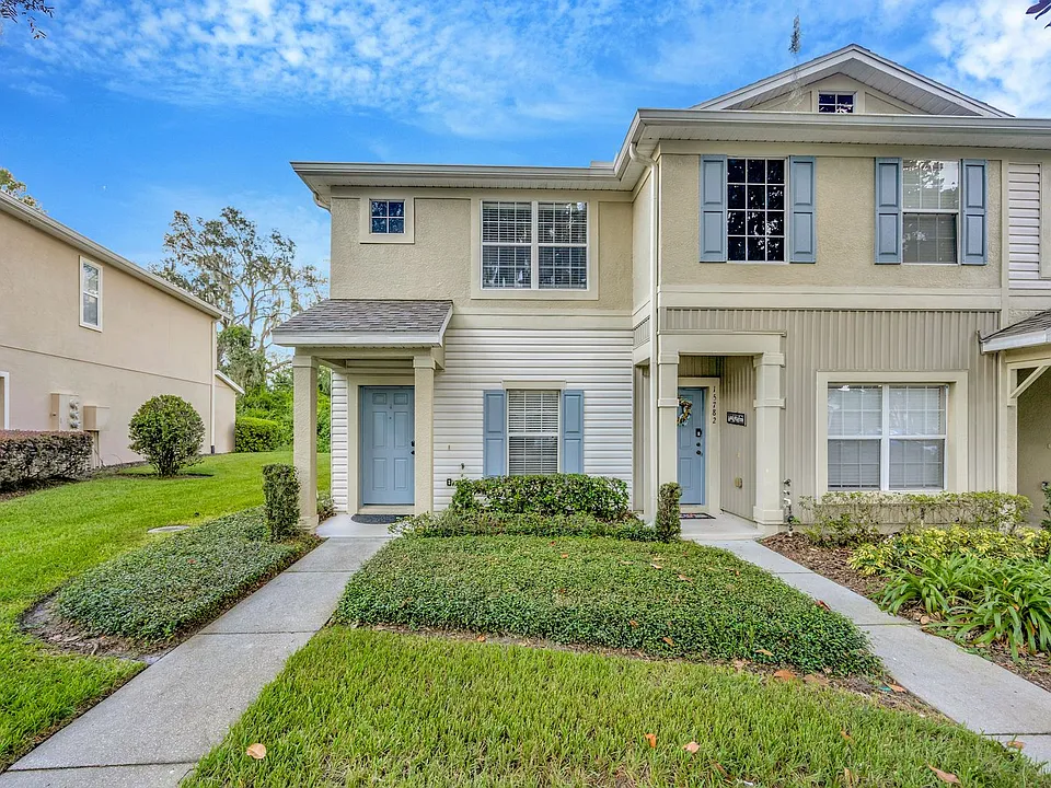 15780 Fishhawk Falls Dr